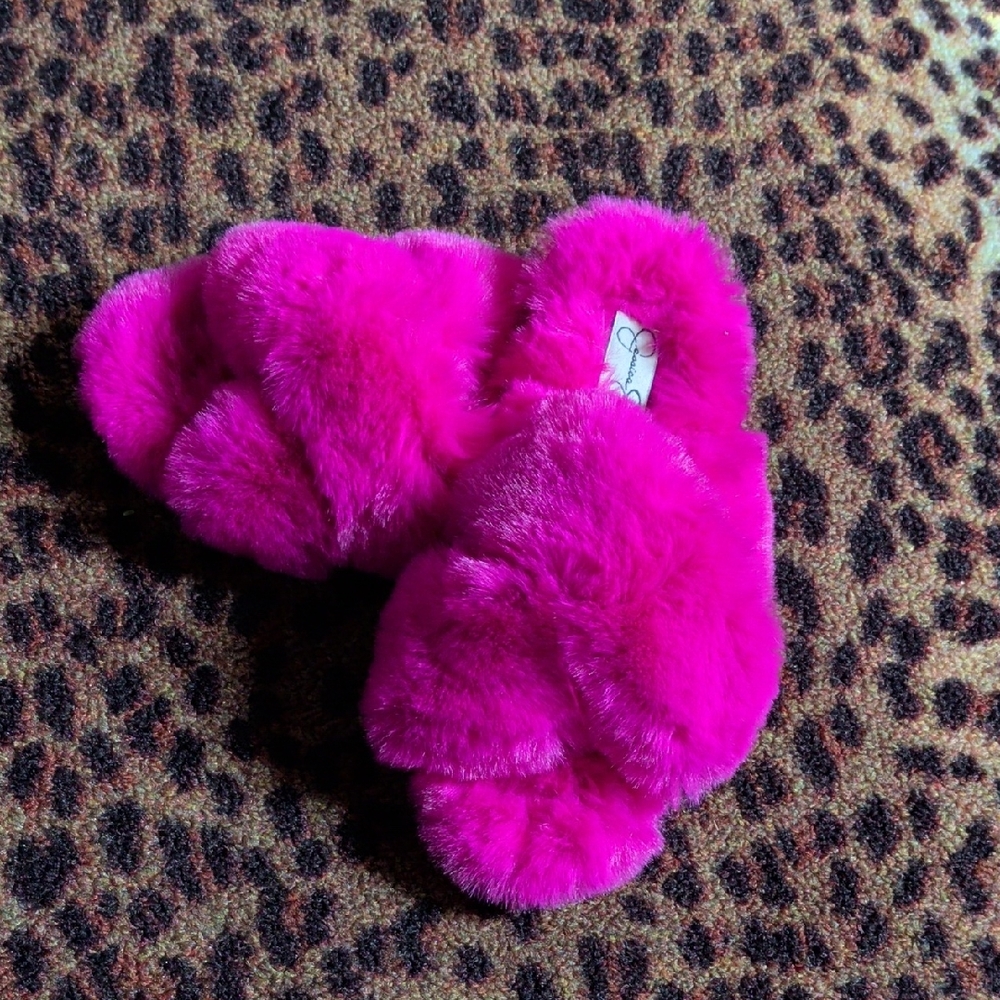 Jessica Simpson Fuzzy Pink Slippers